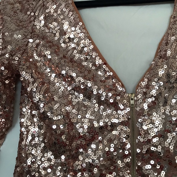 Rose gold sequined mini dress - Picture 3 of 4